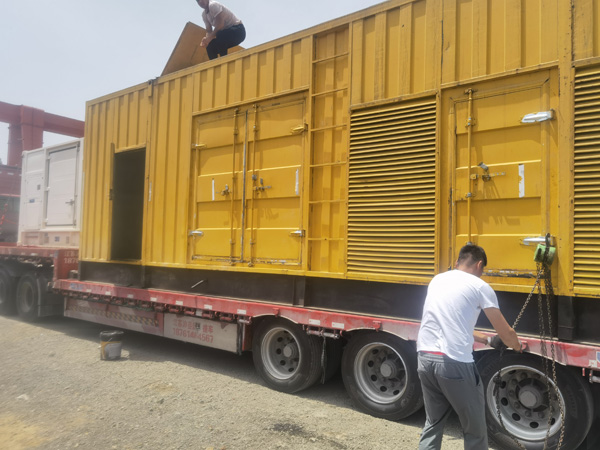 城关汽油发电机对供油装置的要求