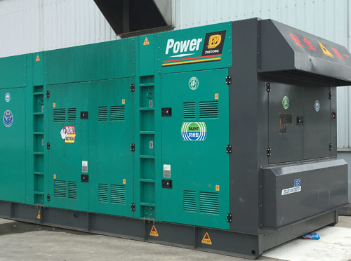 城关升级发电机组的过程中需要注意哪些安全事项？