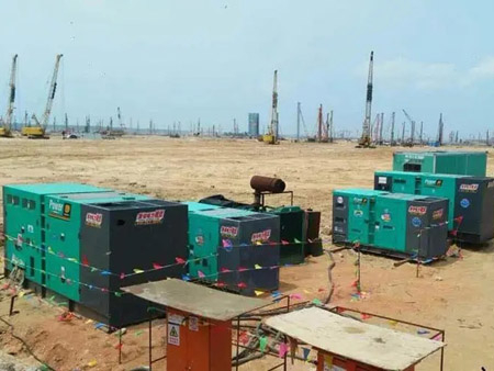 城关柴油发电机组干式空气滤清器的维护成本高吗？